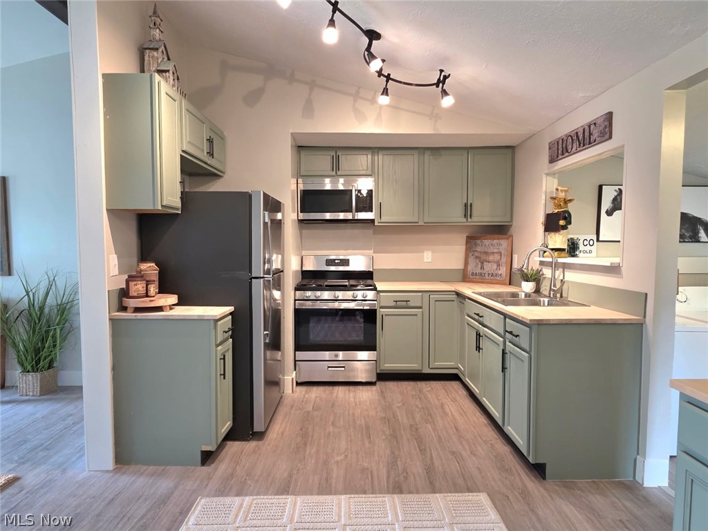 Red Fox Estate - Residential