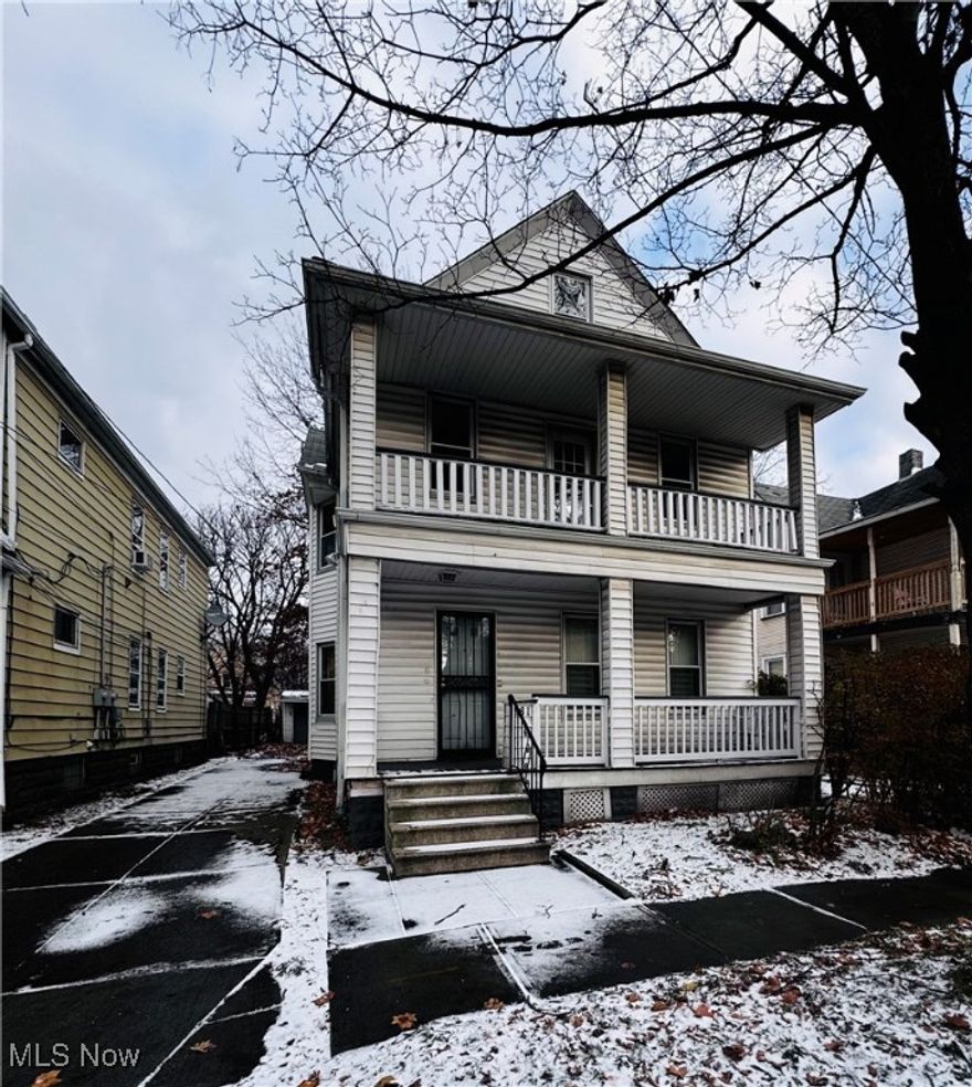 Opportunity to own your own duplex or investment property. Exceptional duplex, just minutes from the lakefront. Whether you’re an astute investor or a discerning homeowner, this property offers immense potential. (Property has Lead Safe Certificate)  Don’t miss out on this unique investment opportunity. Schedule a viewing today!