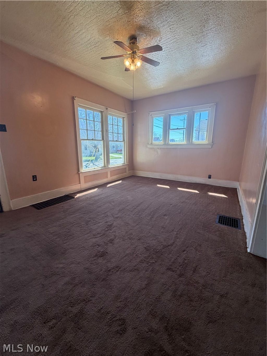 Photo of 376 E State Street, Newcomerstown, OH 43832 (MLS # 5199499)