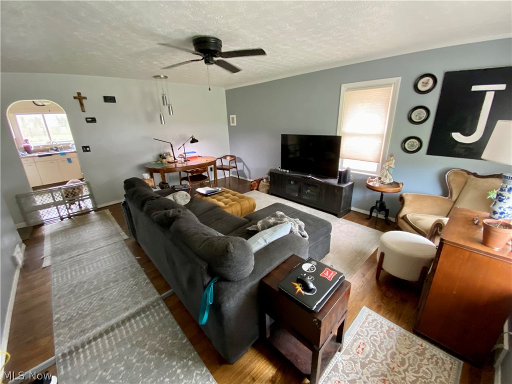 Lake Shore Blvd Estates - Residential