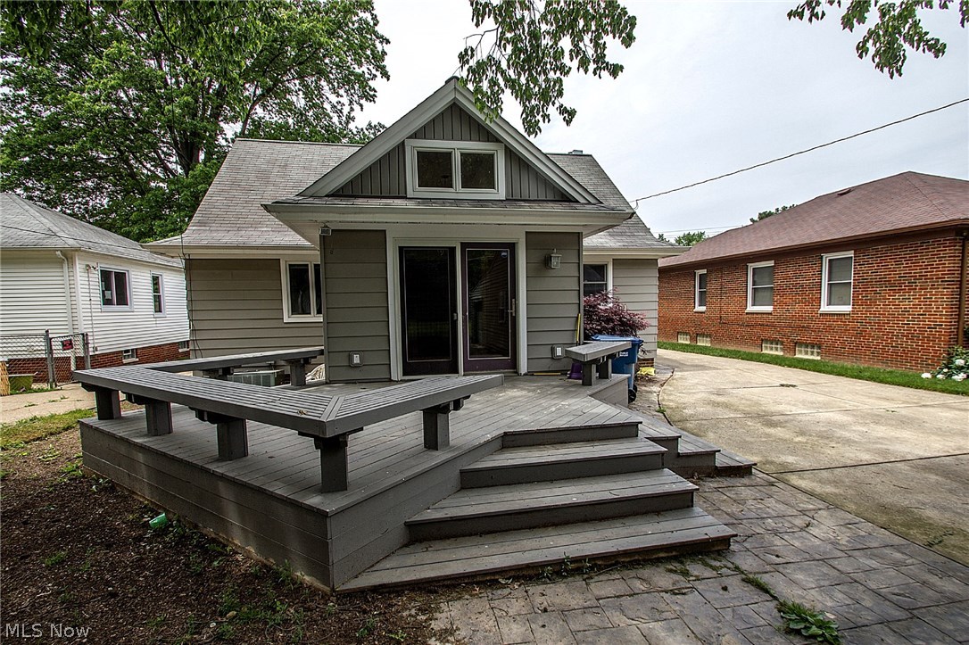 S J Kleinman Realty Companys - Residential