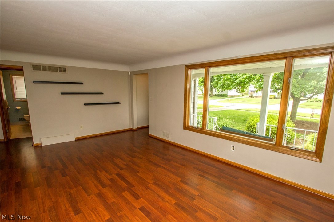 S J Kleinman Realty Companys - Residential