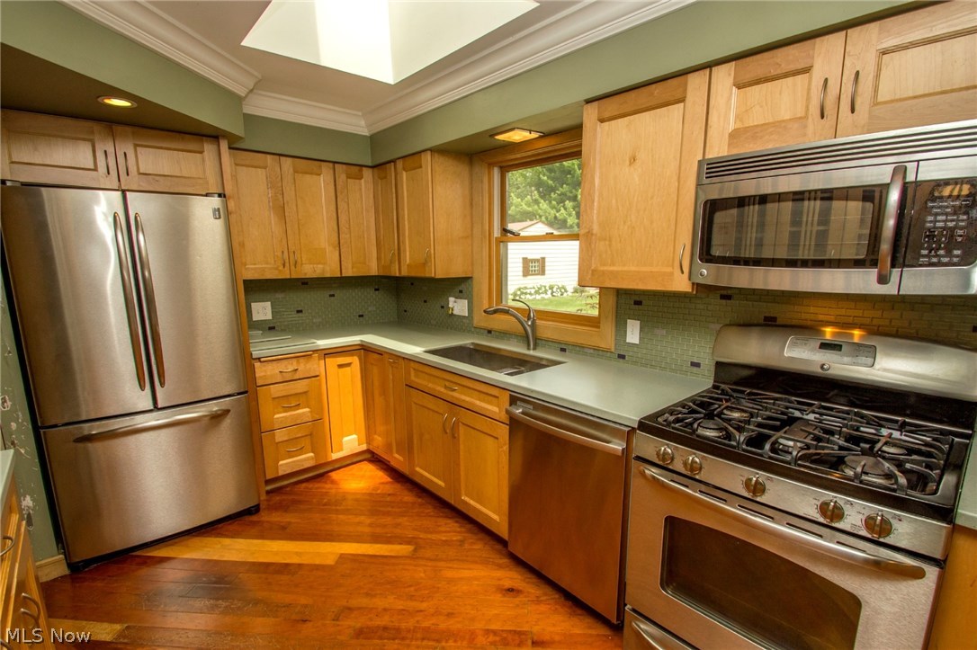 S J Kleinman Realty Companys - Residential