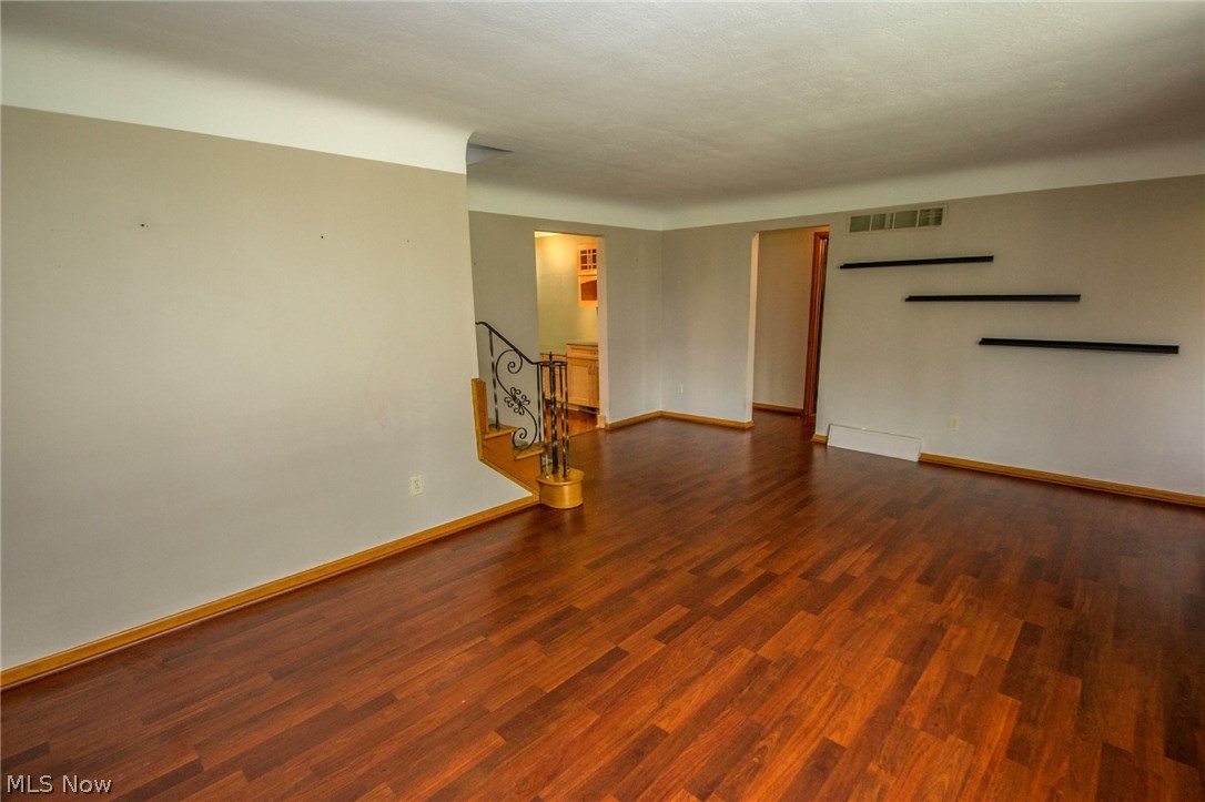 S J Kleinman Realty Companys - Residential