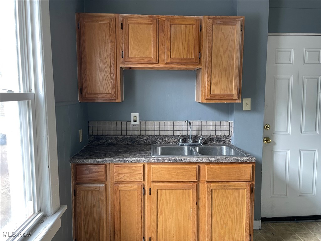 Akron, Ohio 44302, United States, 1 Bedroom Bedrooms, ,1 BathroomBathrooms,Residential,Active,90187