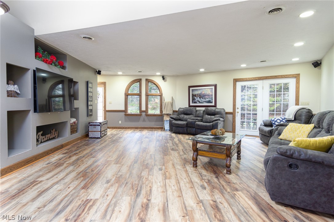 St Mayers 3 - Residential