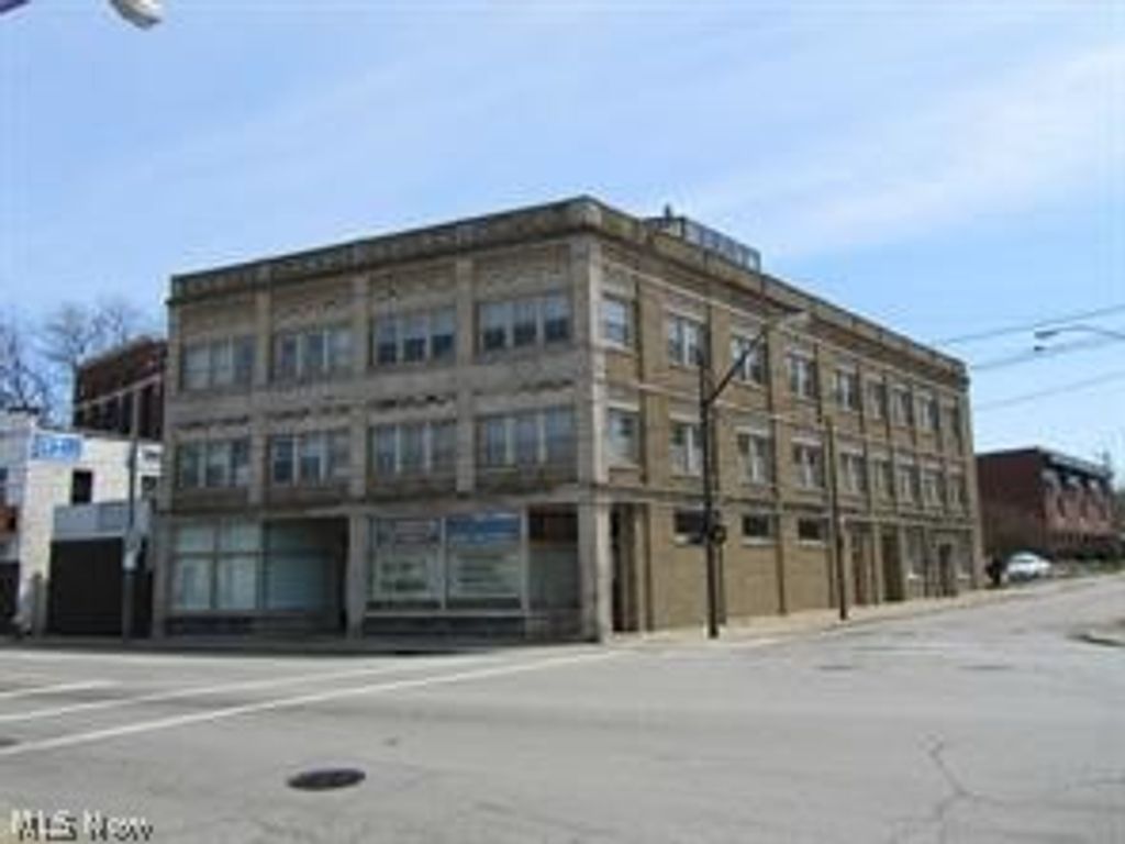 Photo of 1401 W 75th Street #G, Cleveland, OH 44102 (MLS # 5203240)