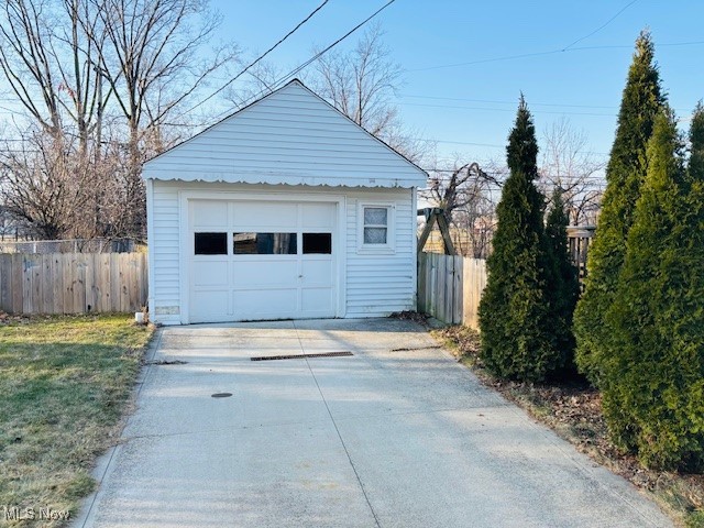 30314 Fern Drive, Willowick, Ohio image 21