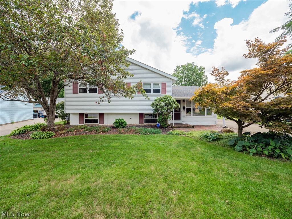 Welcome to 779 Finwood Court! Located on a cul-de-sac and just minutes from LCCC. This split-level style home features 4 bedrooms, 2 bathrooms, 2 car detached garage, fenced-in backyard, patio, in-ground pool, and ample storage space in the finished basement. Some recent updates include the Furnace (2020), AC (2020), Pool Liner (2020), and Roof (2013). Whether it’s a family barbecue, a child’s birthday party, or simply just enjoying a morning coffee on the patio, this home’s fenced-in backyard and in-ground pool will make sure you are ready for all the fun that Summer has to offer.