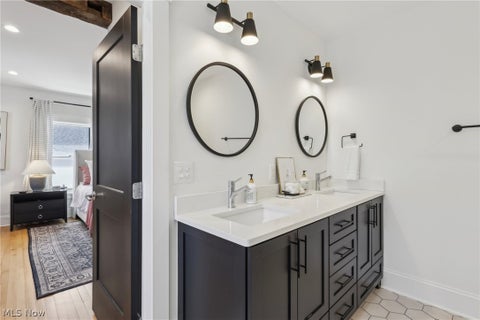 Tiny photo for 3015 Chatham Avenue, Cleveland, OH 44113 (MLS # 5247955)