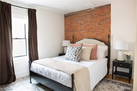 Tiny photo for 3015 Chatham Avenue, Cleveland, OH 44113 (MLS # 5247955)