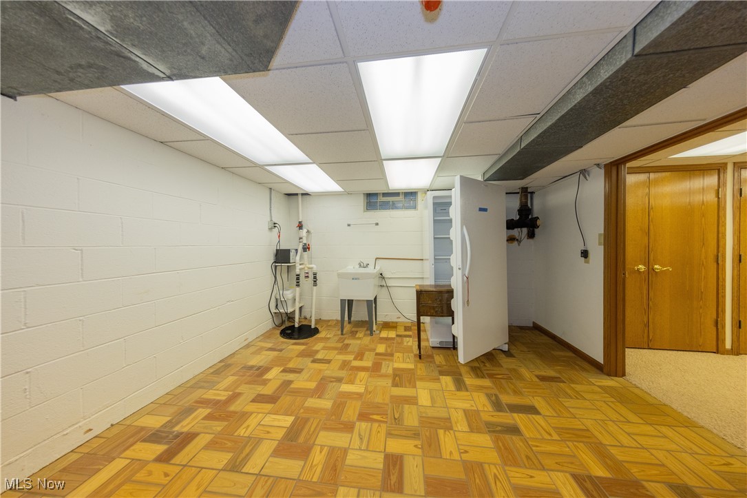 Kirtland, Ohio 44094, United States, 4 Bedrooms Bedrooms, ,4 BathroomsBathrooms,Residential,Active,178621