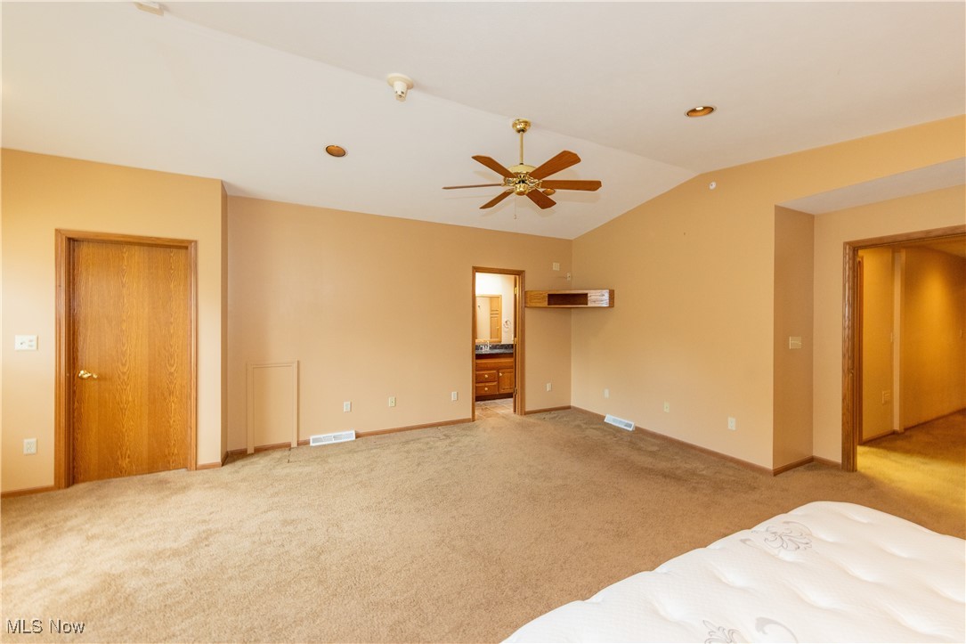 Kirtland, Ohio 44094, United States, 4 Bedrooms Bedrooms, ,4 BathroomsBathrooms,Residential,Active,178621