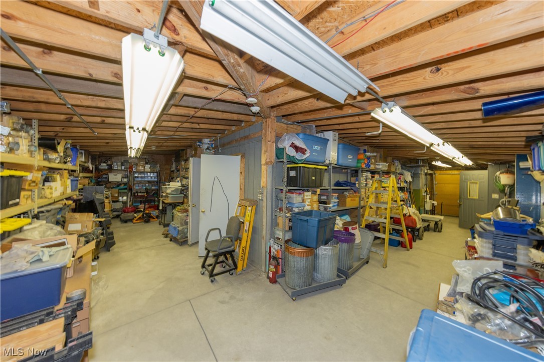 Kirtland, Ohio 44094, United States, 4 Bedrooms Bedrooms, ,4 BathroomsBathrooms,Residential,Active,178621