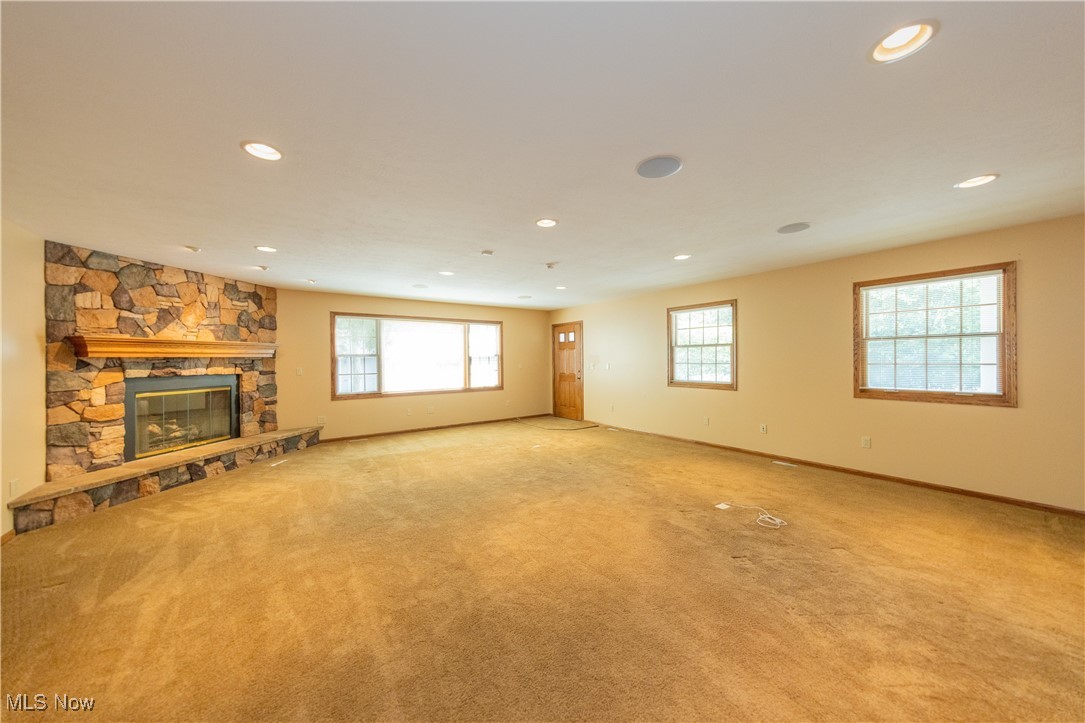 Kirtland, Ohio 44094, United States, 4 Bedrooms Bedrooms, ,4 BathroomsBathrooms,Residential,Active,178621