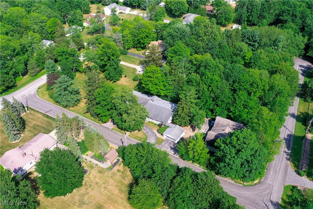 Kirtland, Ohio 44094, United States, 4 Bedrooms Bedrooms, ,4 BathroomsBathrooms,Residential,Active,178621