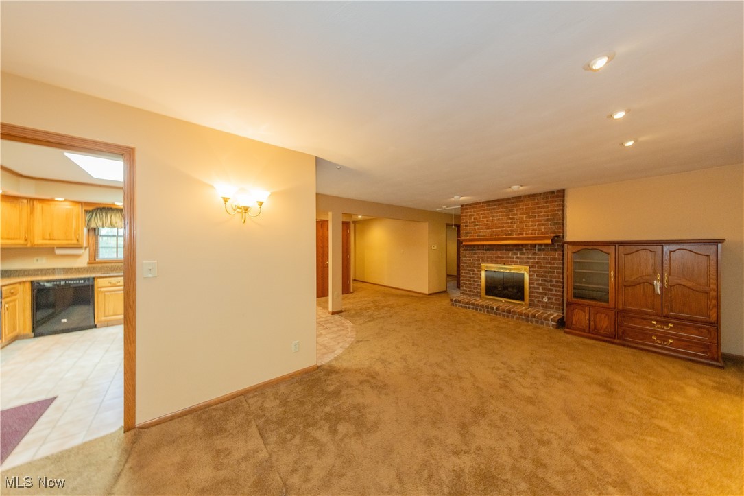 Kirtland, Ohio 44094, United States, 4 Bedrooms Bedrooms, ,4 BathroomsBathrooms,Residential,Active,178621