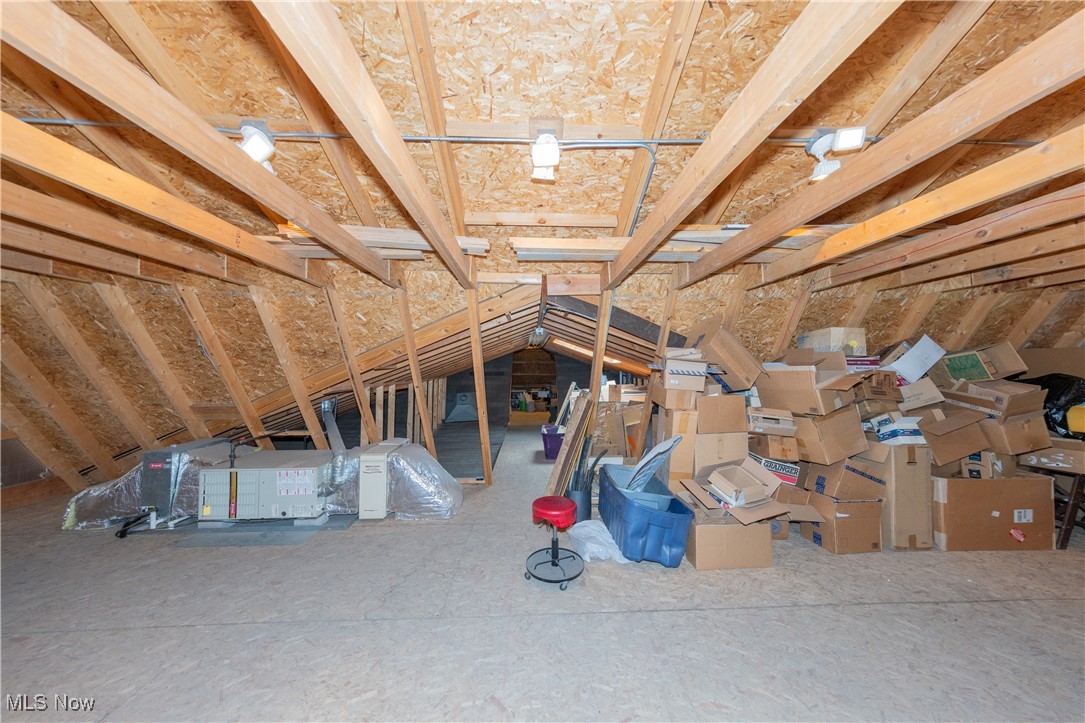 Kirtland, Ohio 44094, United States, 4 Bedrooms Bedrooms, ,4 BathroomsBathrooms,Residential,Active,178621