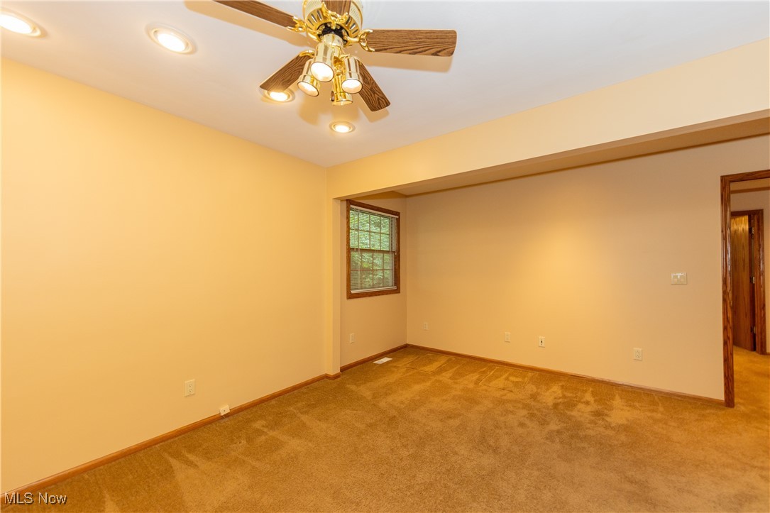 Kirtland, Ohio 44094, United States, 4 Bedrooms Bedrooms, ,4 BathroomsBathrooms,Residential,Active,178621