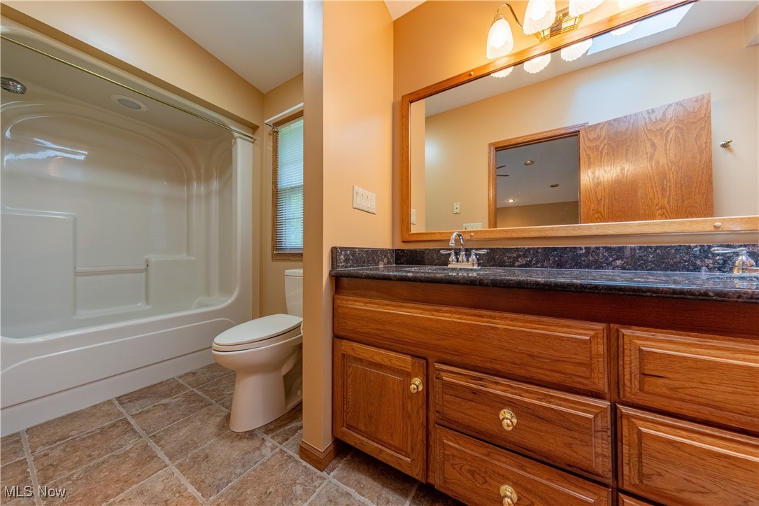 Kirtland, Ohio 44094, United States, 4 Bedrooms Bedrooms, ,4 BathroomsBathrooms,Residential,Active,178621