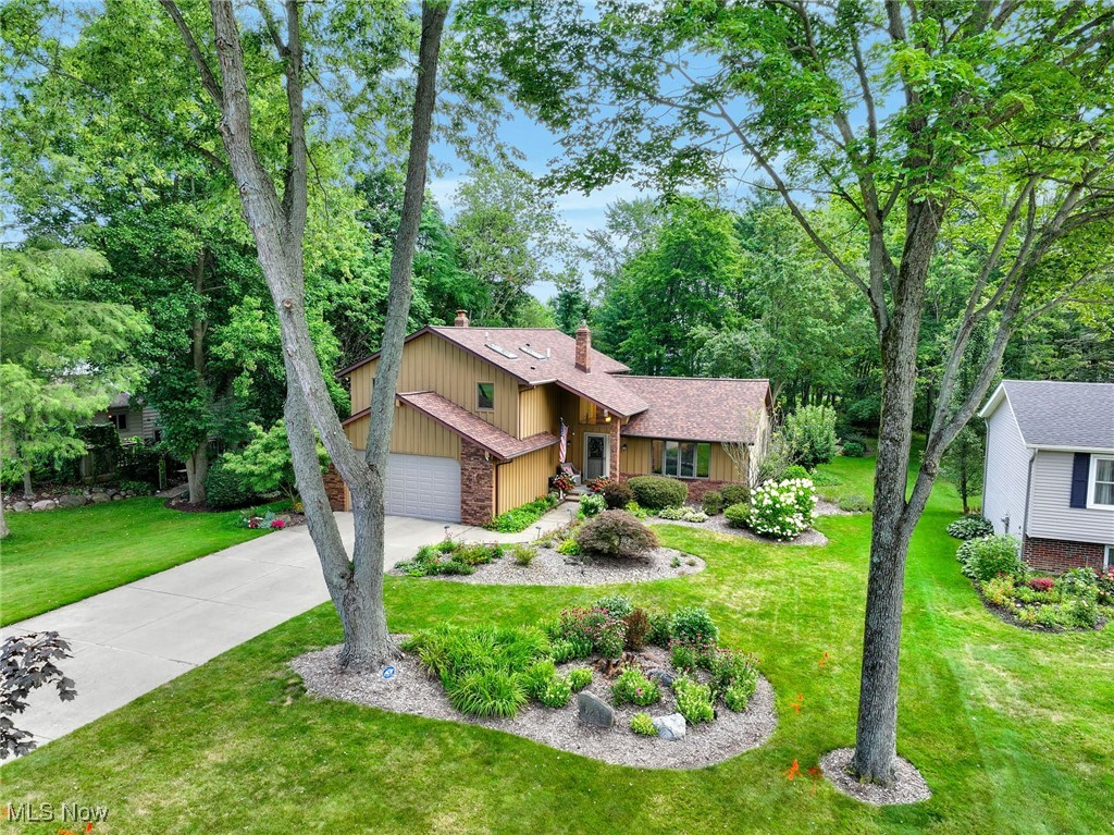 6235 Sunnywood Drive