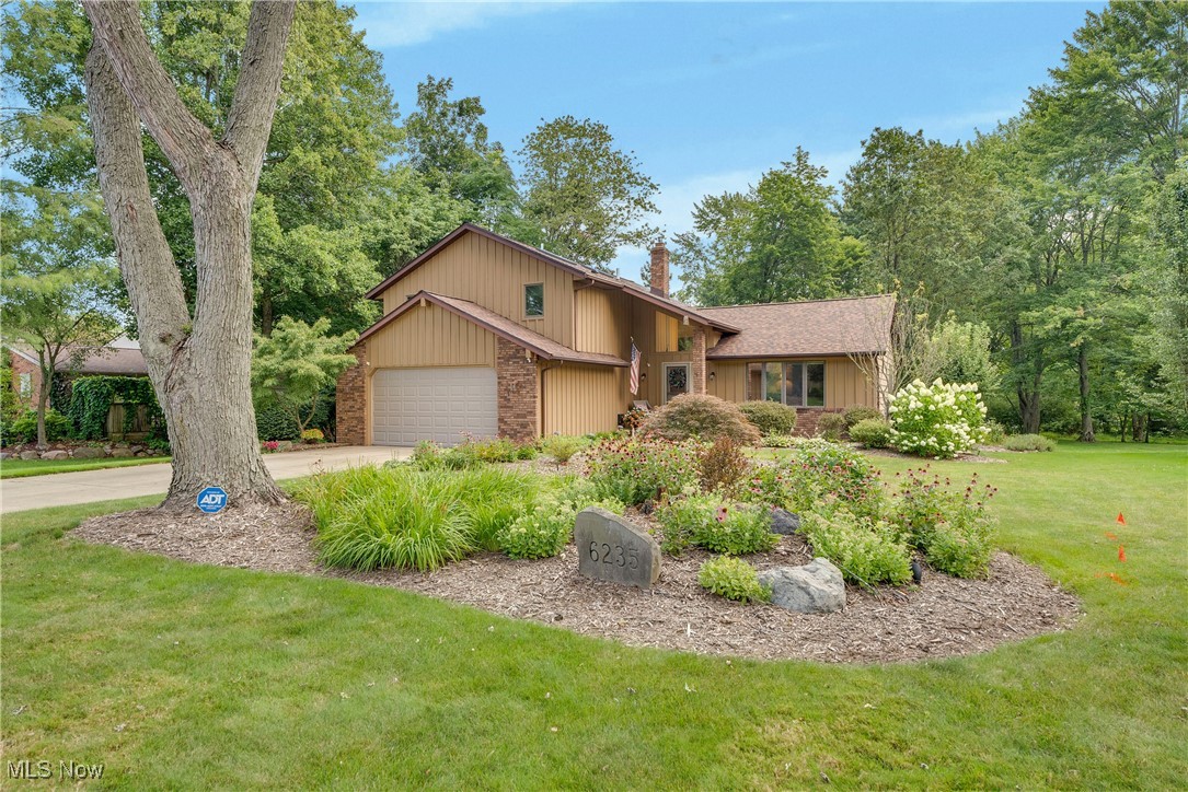 6235 Sunnywood Drive