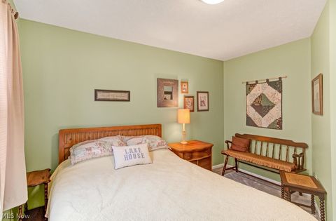 Tiny photo for 254 W Mohawk Drive, Malvern, OH 44644 (MLS # 5190384)