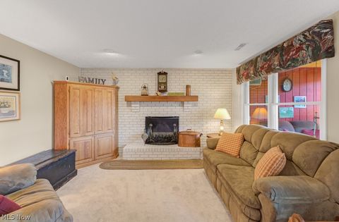 Tiny photo for 254 W Mohawk Drive, Malvern, OH 44644 (MLS # 5190384)