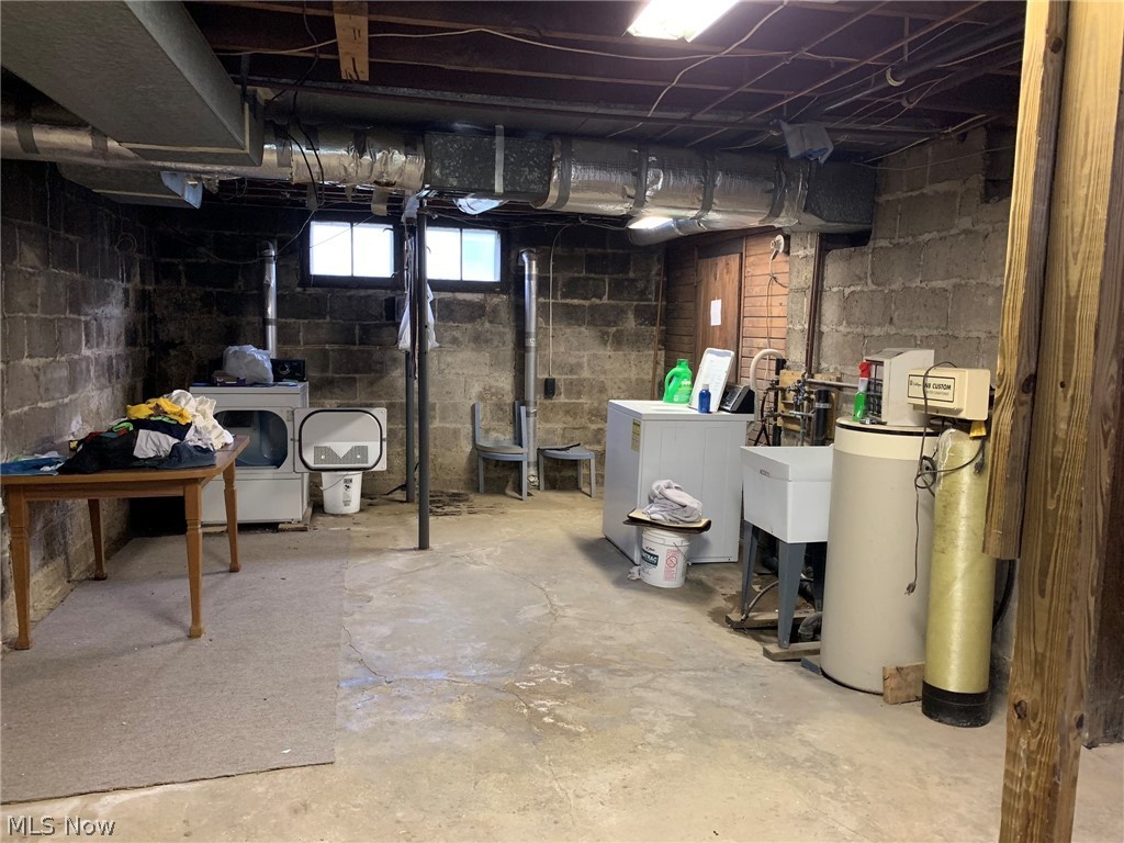 Village/Millersburg - Commercial Sale