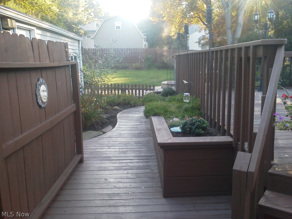 H L Firestones Oak Hill 02 - Residential