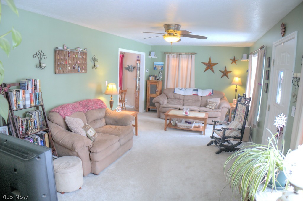 H L Firestones Oak Hill 02 - Residential