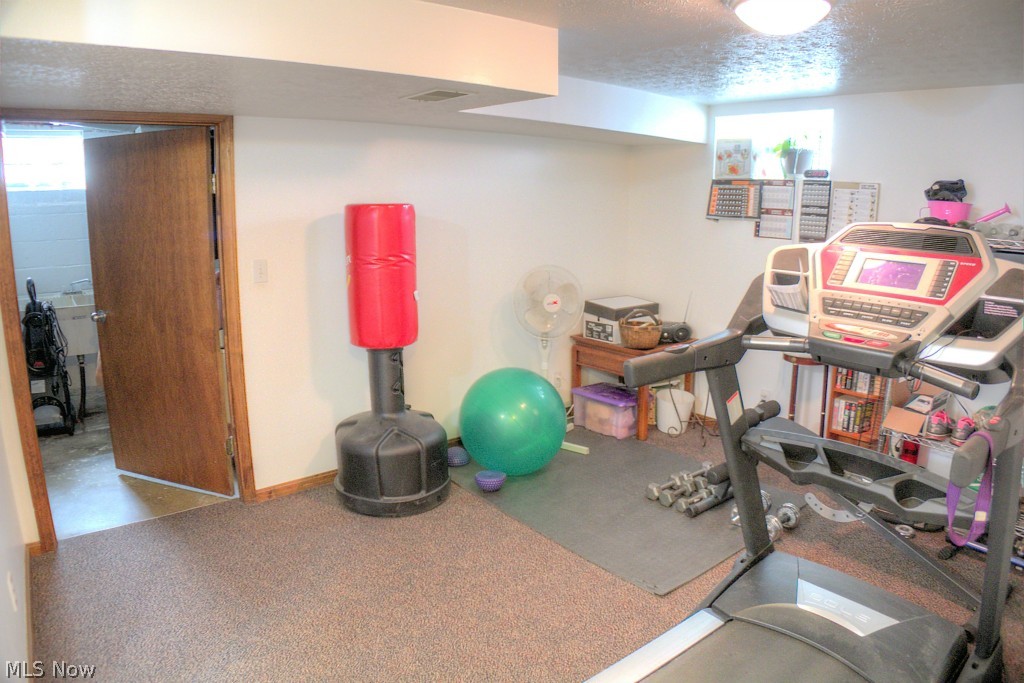 H L Firestones Oak Hill 02 - Residential