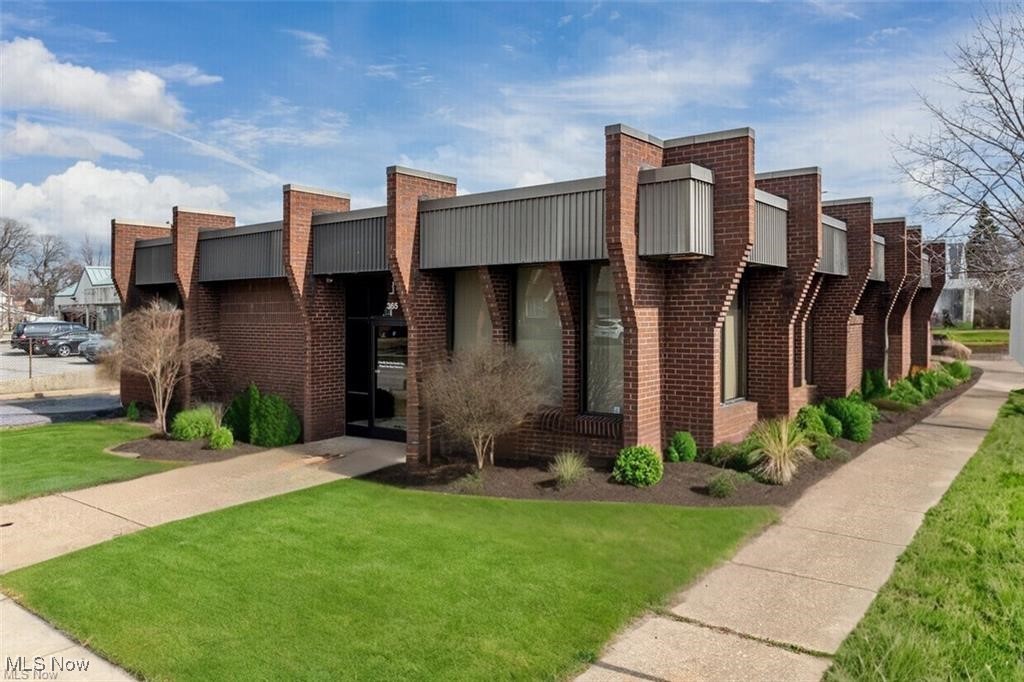 Mix King & Gibbs - Commercial Sale