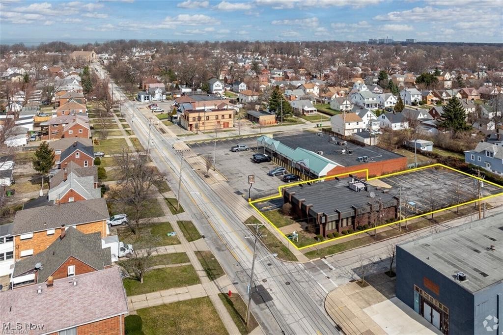 Mix King & Gibbs - Commercial Sale