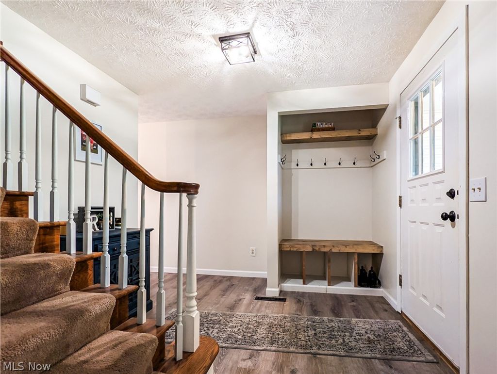 Photo of 3659 Farnham Street NW, North Canton, OH 44720 (MLS # 5204153)