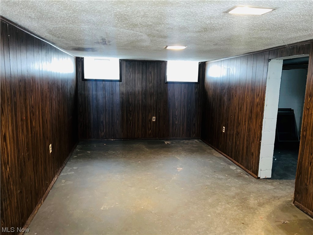 Shaker View - Residential