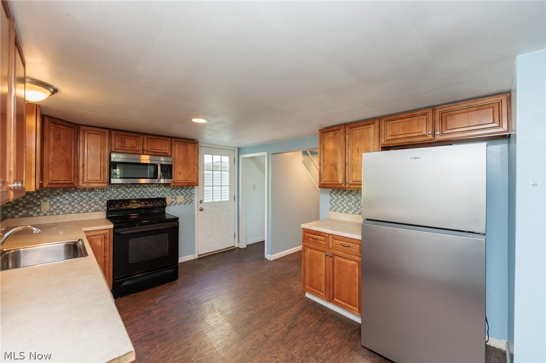 Madison Golf Lakelands Sub - Residential