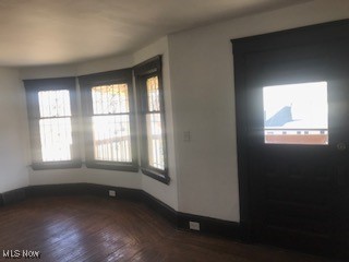 Knight & Robinsons - Residential Income