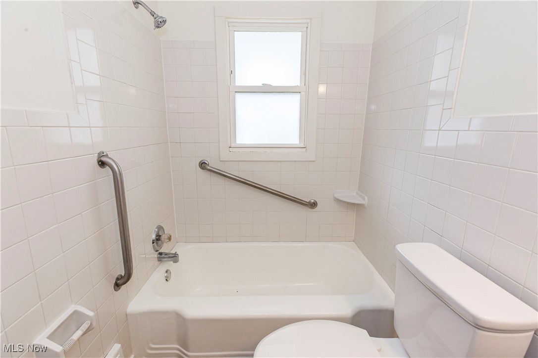 712 Morningview Avenue, Akron, Ohio image 20