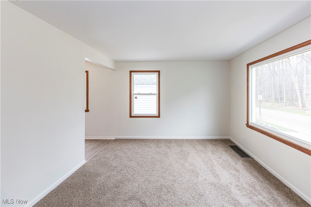 712 Morningview Avenue, Akron, Ohio image 6