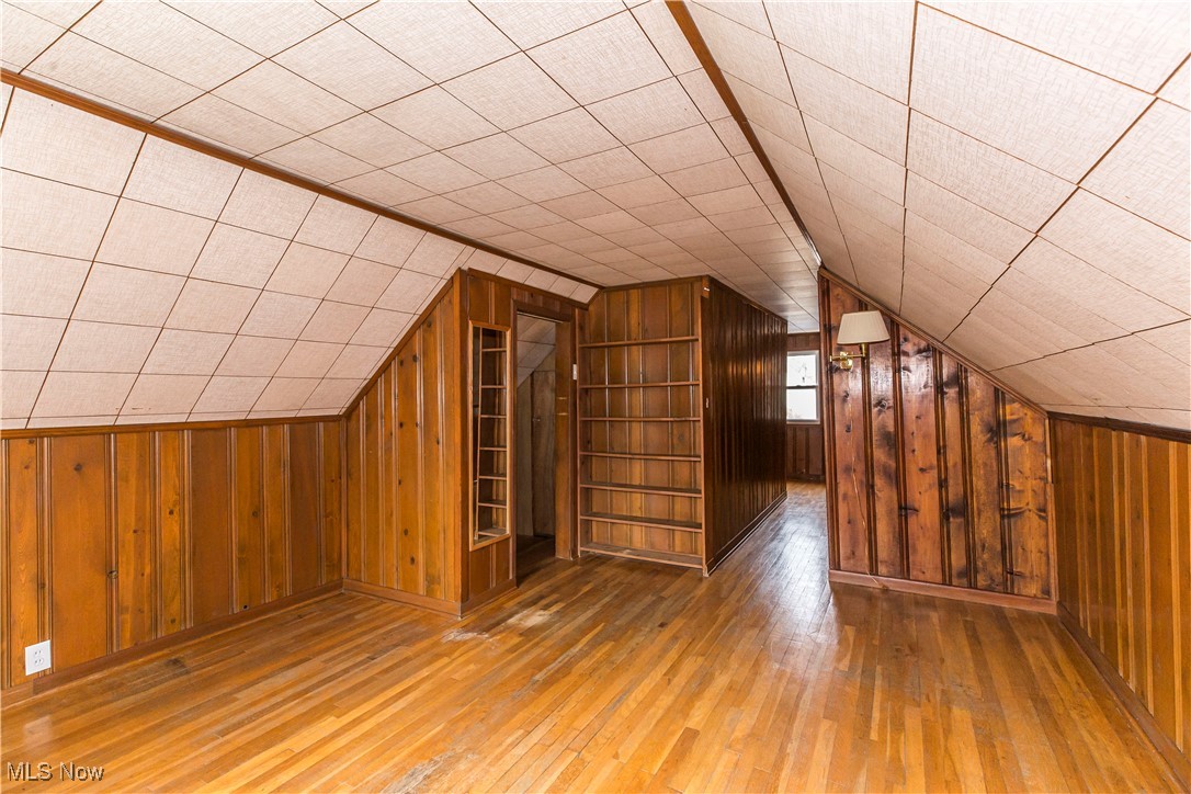 712 Morningview Avenue, Akron, Ohio image 24
