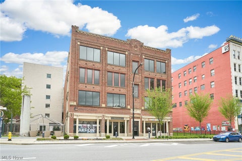 A Hanna HomeFinder account is required to view this listing.