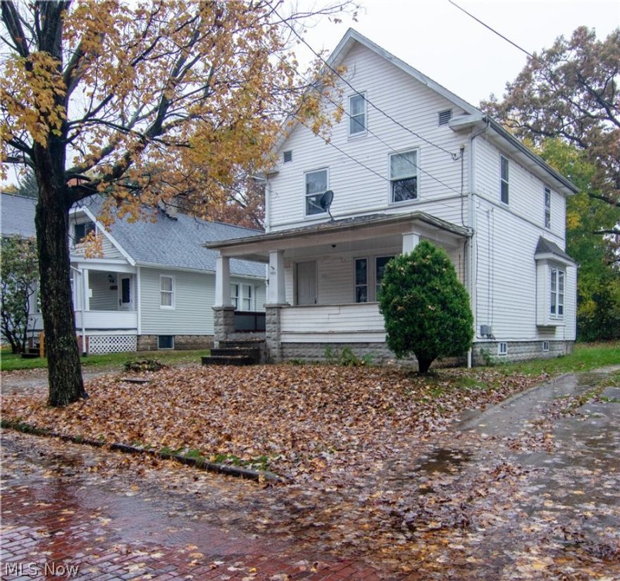 Looking for a fixer upper? Look no further! Structurally sound home that just need a little TLC. Schedule your showings today.