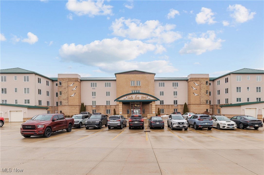 4699 Lake Road #101, Geneva, Ohio image 1
