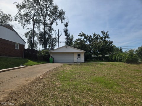 Vacant Land For Sale - 2518 Cathy Drive<br/> Canton, OH 44705