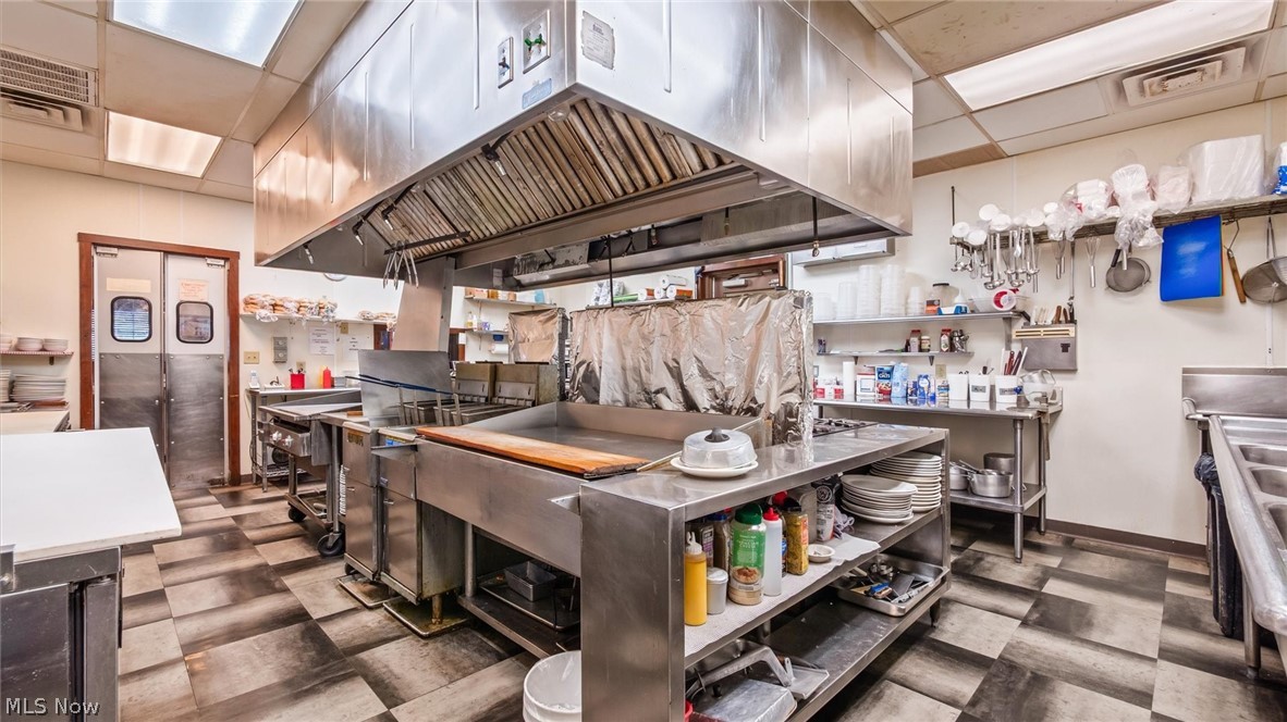 Eaton Place Add - Commercial Sale