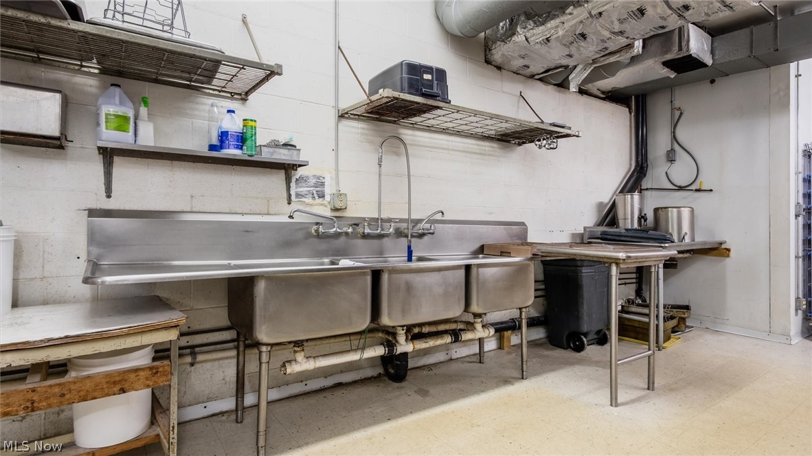 Eaton Place Add - Commercial Sale