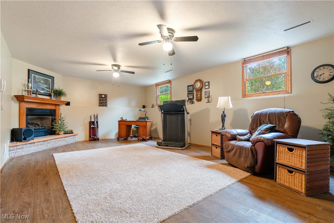 Country Woods Estates - Residential