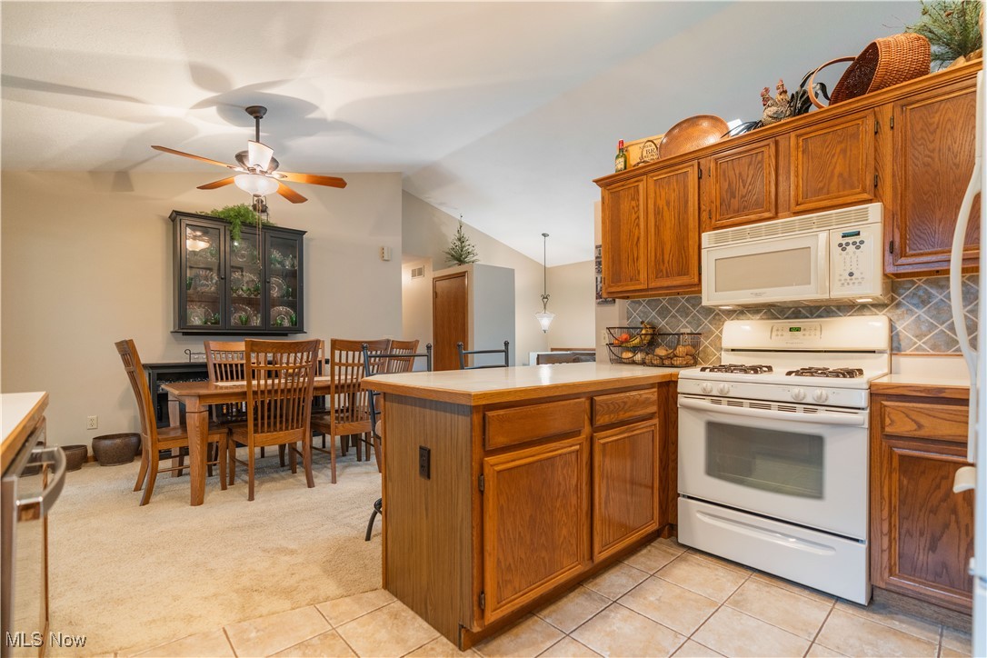 Country Woods Estates - Residential