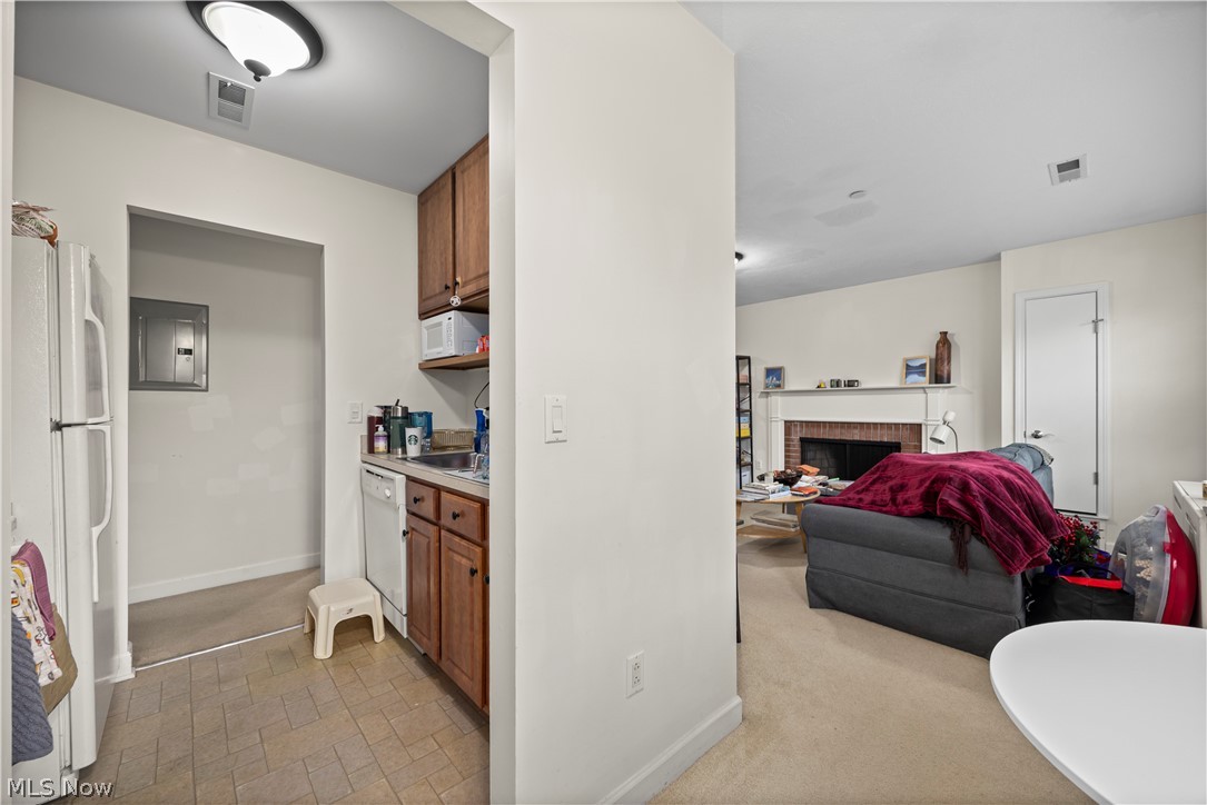 Heritage House Condo - Residential